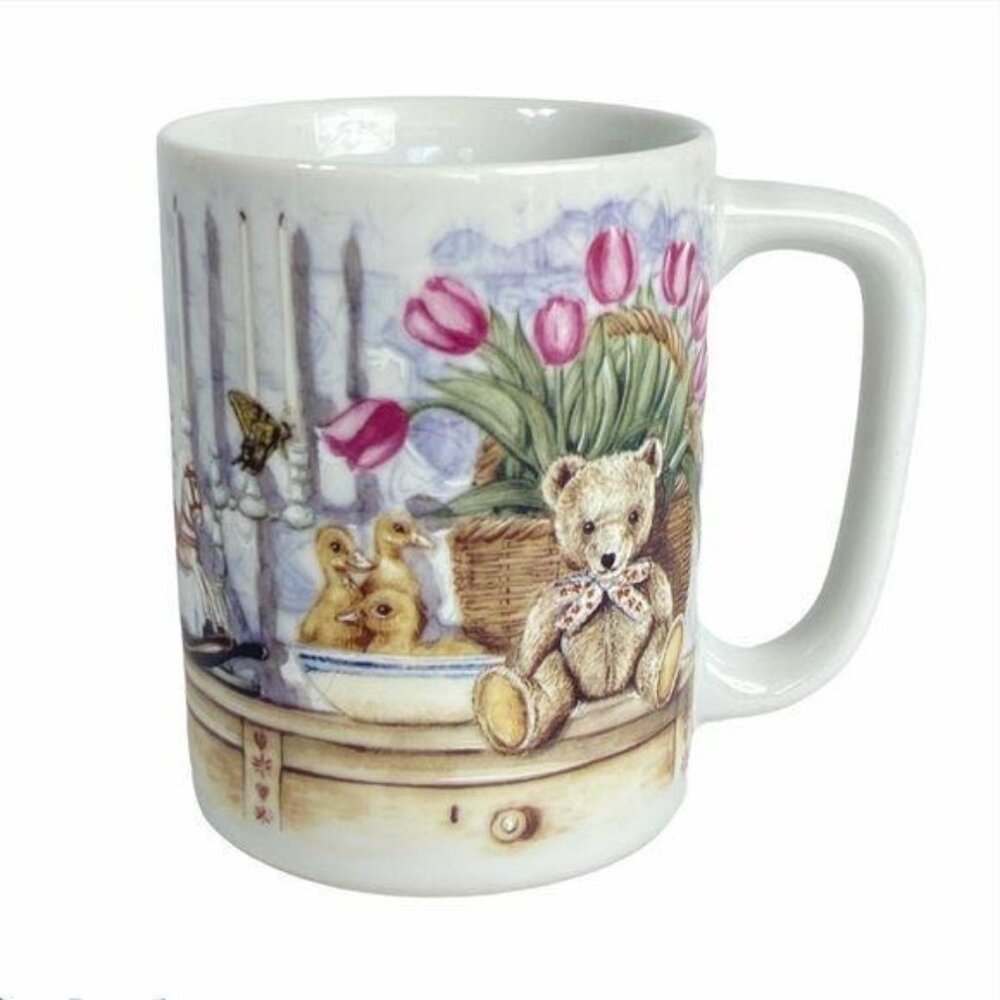 Otagiri‎ Jacquie Vaux Design Teddy Bear Ducks Tulips Made in Japan Mug